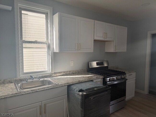 Photo - 363 Hoover Ave Apartment