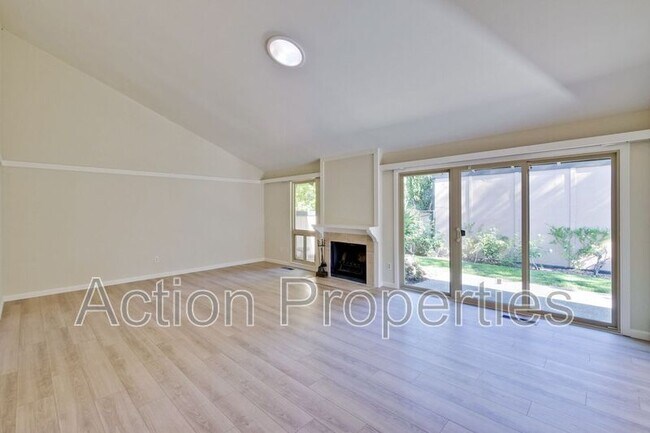 Photo - 1234 Blackberry Terrace Townhome