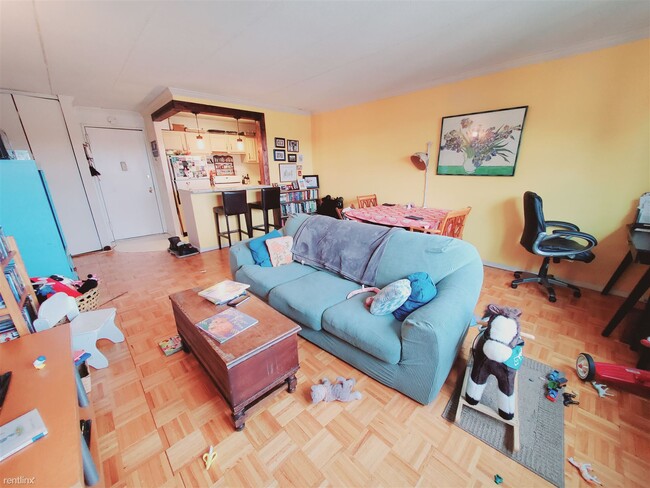 Building Photo - 1 br, 1 bath Condo - 27 Northill St Unit 6