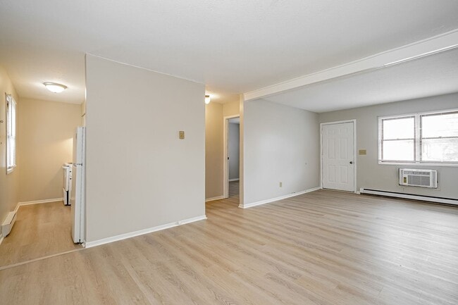 Building Photo - 207 N Madison Rd