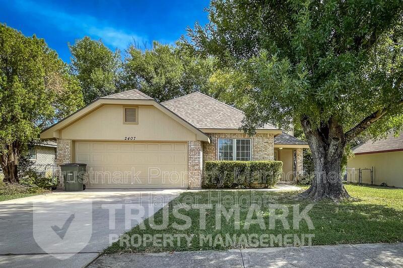 Primary Photo - 2407 Armadillo Dr