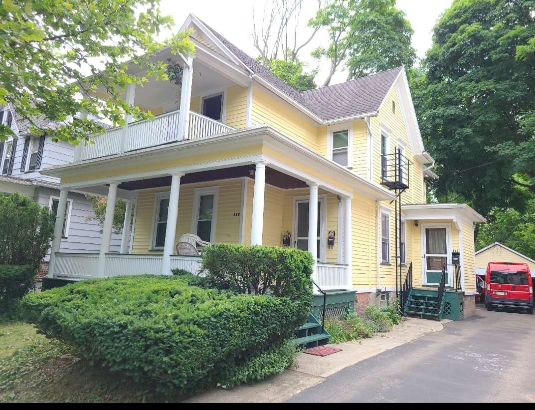 House Exterior with entry on right - 467 Pearl St