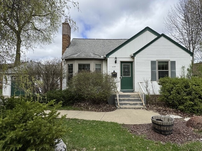 Foto del edificio - 6324 Pillsbury Ave S