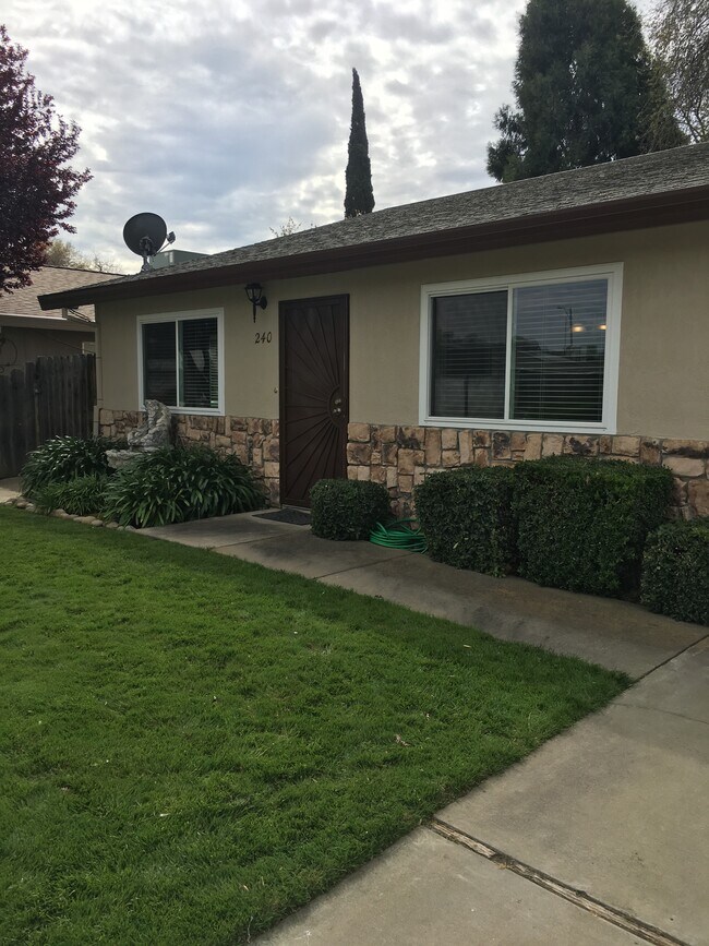 240 Eric Circle, Galt, CA 95632 House Rental in Galt, CA