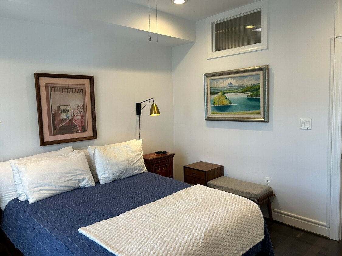 Photo - 1424 Buchanan St NW (Washington, DC)