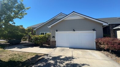 Building Photo - 108 Sandridge Way