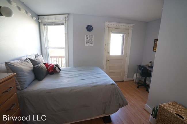 Building Photo - 9 br, 2 bath Apartment - 519 W. Mifflin St.