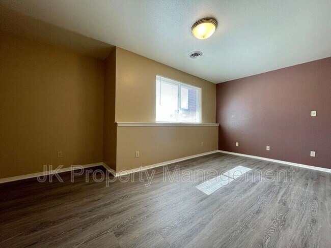 Foto del edificio - 3409 11th Ave S