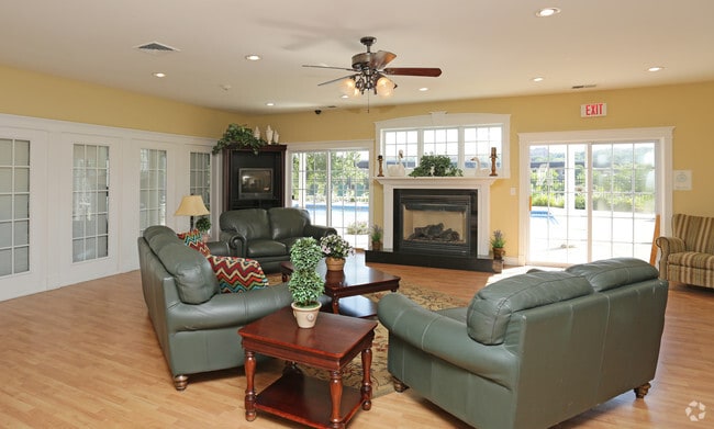 Interior Photo - Center Island North, LLC