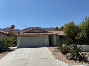 Building Photo - 52845 Avenida Villa
