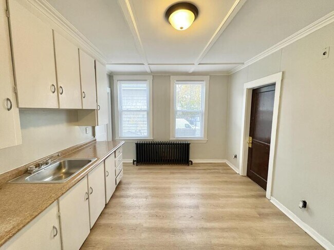 Foto del edificio - 72 Sabattus St