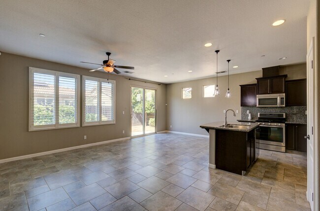 Foto del edificio - 3260 Alps Ln
