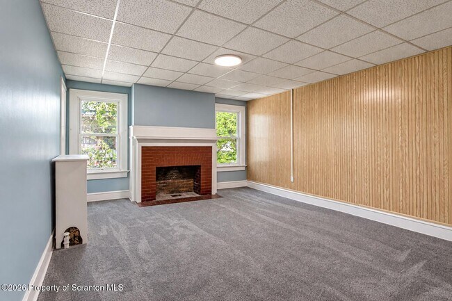 Foto del edificio - 1638 Sanderson Ave