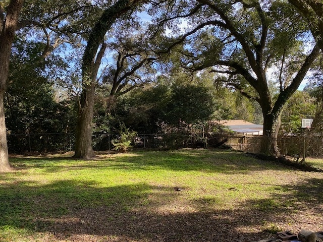 Foto del edificio - 5612 Turkey Dr