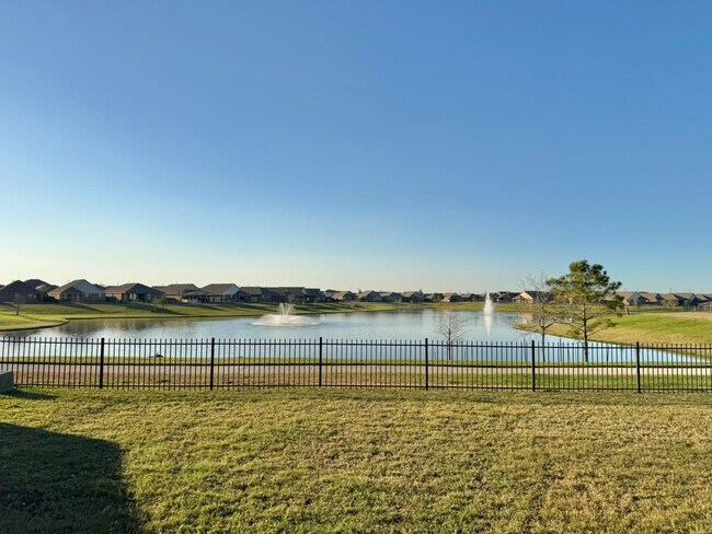 Building Photo - 4619 Grigio Pines Dr