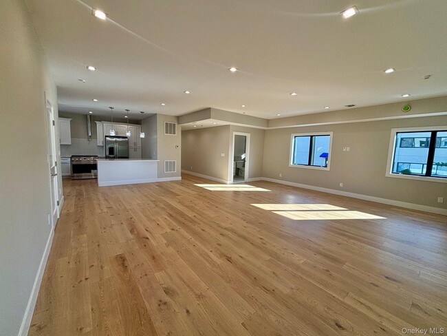 Building Photo - 159 Harrison Ave