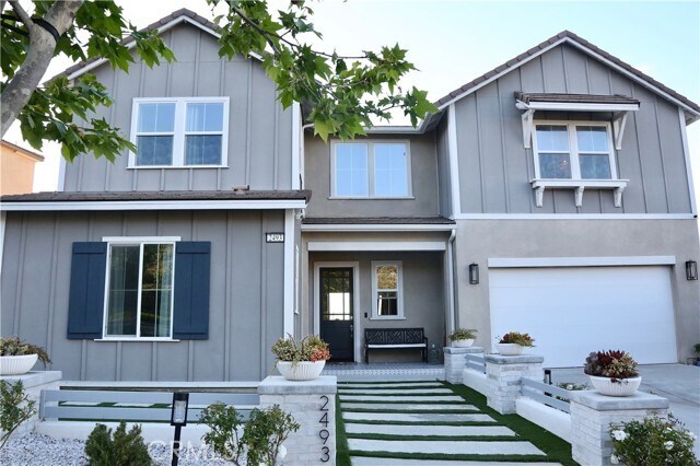 Foto principal - 2493 Sierra Bella Dr