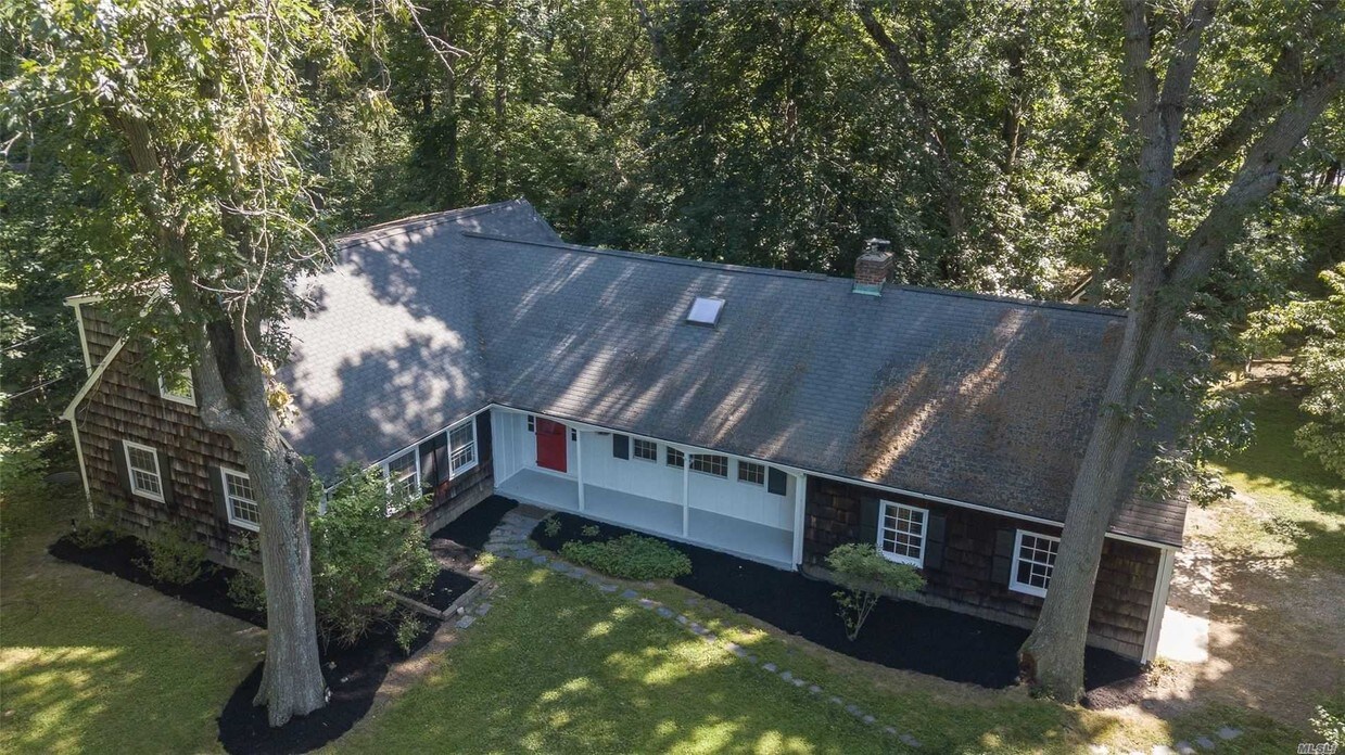 Primary Photo - 60 Aspen Ln