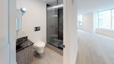 Residences at 1 Brown photo'