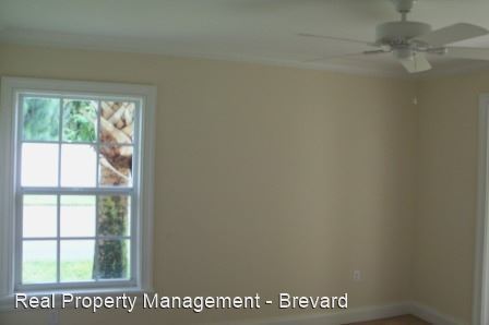 Building Photo - 3 br, 3.5 bath House - 890 VIGNOLES AVENUE...