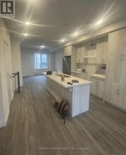 Building Photo - 14 Flava Ln