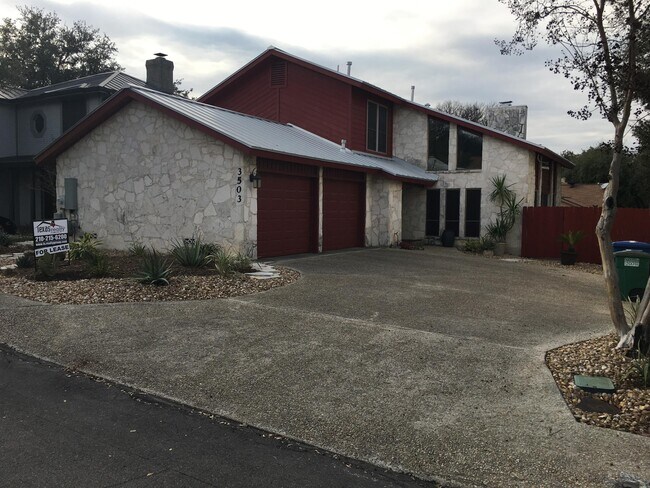 Building Photo - 3503 River Way