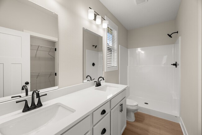 Foto del edificio - 4217 NE 5th St