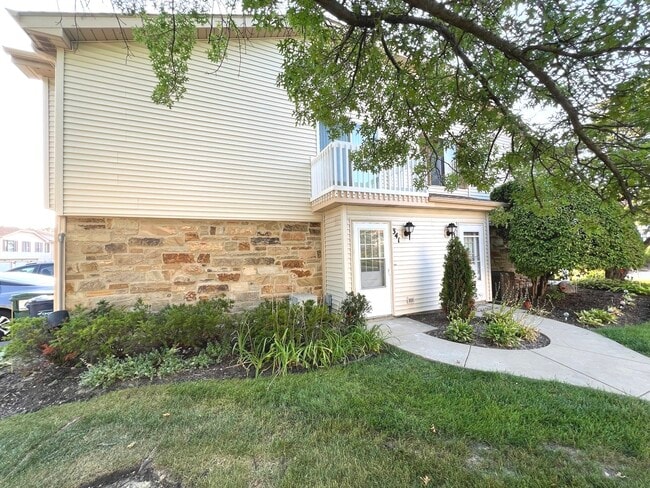 Foto del edificio - 341 Jefferson Ct