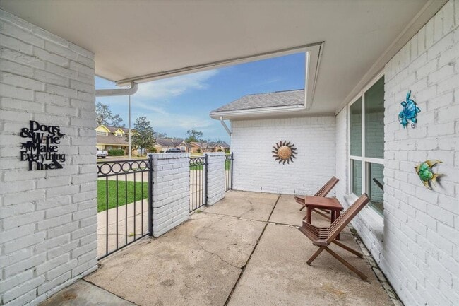 Building Photo - 14022 Roundstone Ln