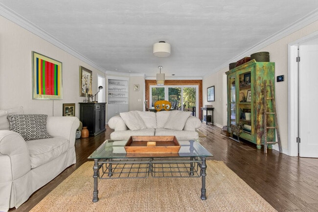 Building Photo - 327 Co Rd 12