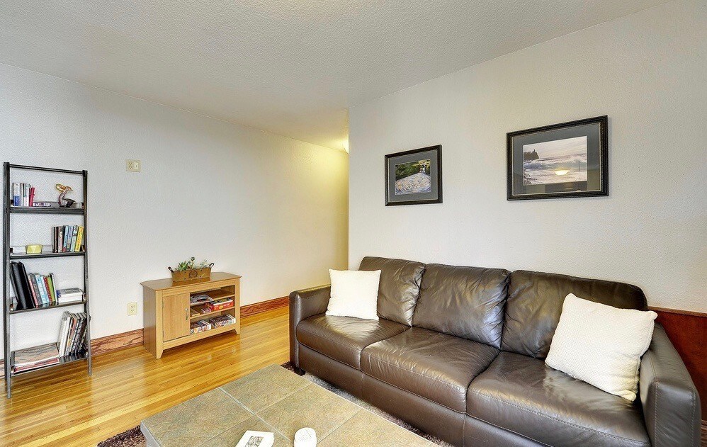 Foto del edificio - 3128 Hennepin Ave S