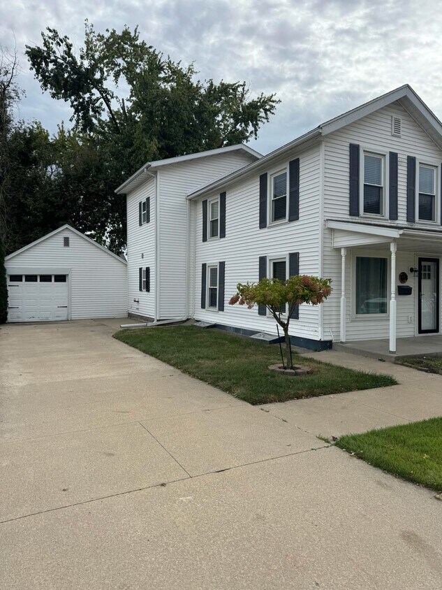 Foto principal - 1028 13th Ave