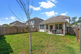 Building Photo - 2221 Raider Dr