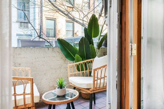 Foto del edificio - 240 E 26th St