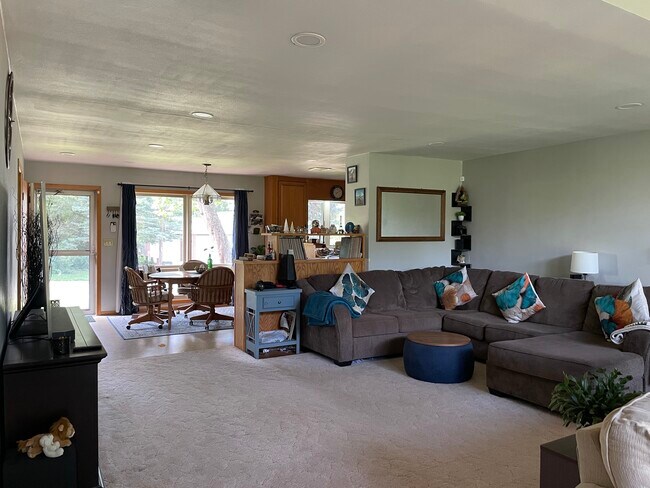 Foto del edificio - 2018 Greenbriar Cir