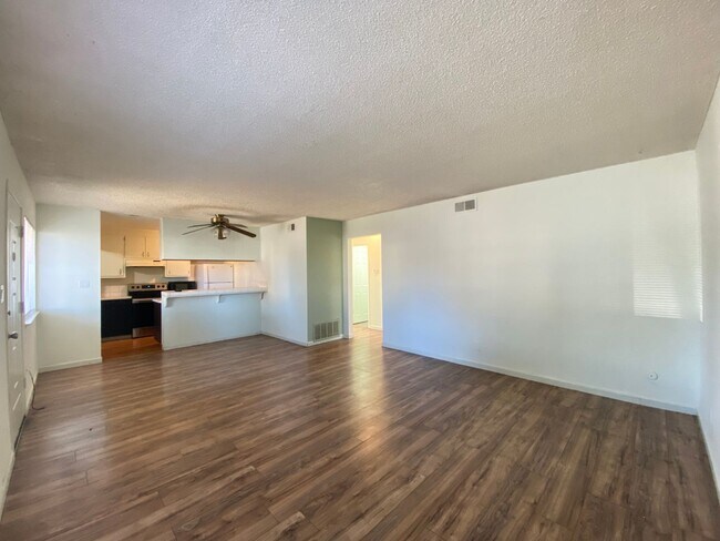 Foto del edificio - Single Story Condo