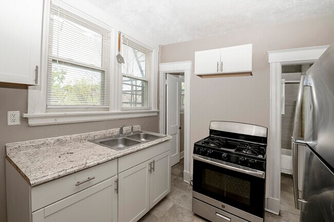 Foto del edificio - 1539 Burdette Ct