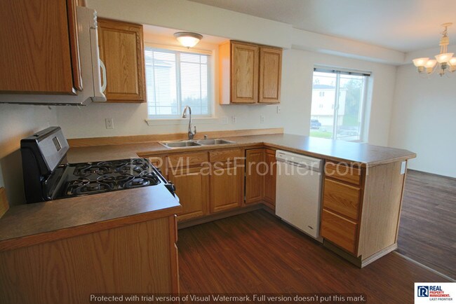Building Photo - 6830 Gold Kings Cir