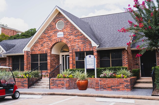 Foto del edificio - Westchase Creek Apartment Homes