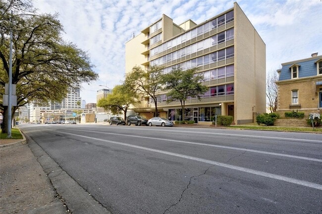 Building Photo - 1800 Lavaca St