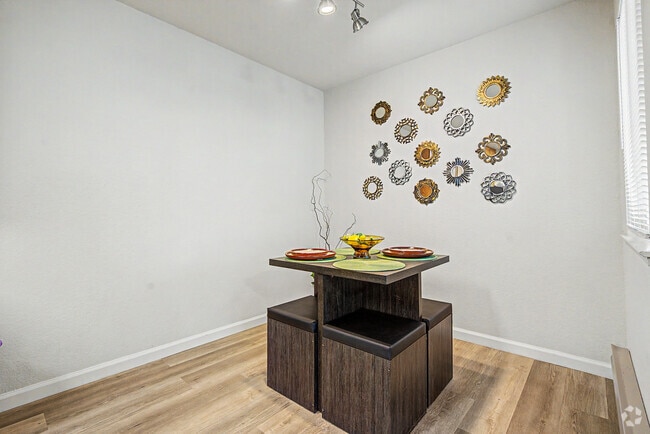 1BR,1BA - 722SF - Dining Room - Windemere Apartments