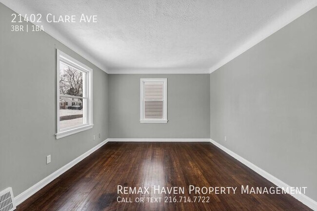 Foto del edificio - 21402 Clare., Cleveland - Spacious 3 bedro...