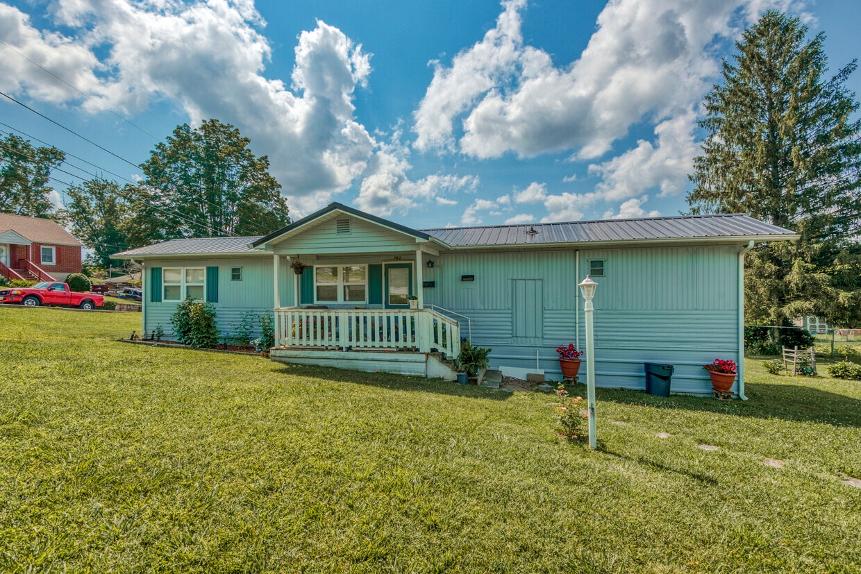 Foto principal - 760 Henry St