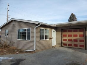 Building Photo - 2040 Central Ave