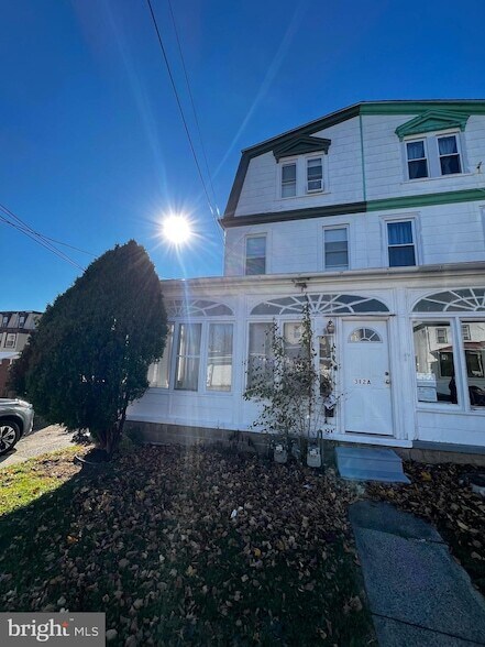 Photo - 312 Jefferson Ave Townhome