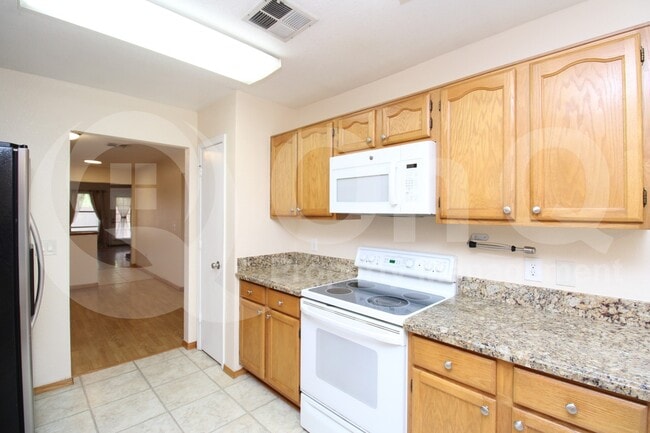 Foto del edificio - 602 N Cobblestone St