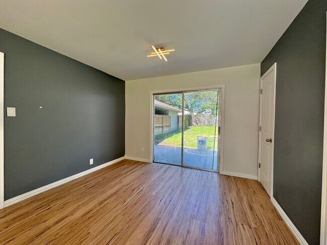 Foto del edificio - Home for Rent Coming soon!