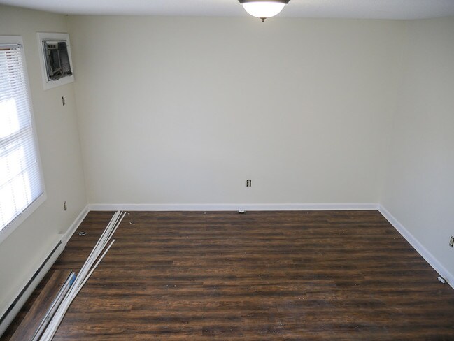 Building Photo - 18 Ferris St