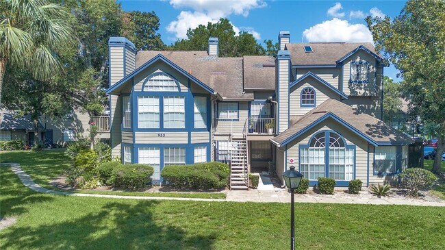 Foto del edificio - 955 Forest Ridge Ct