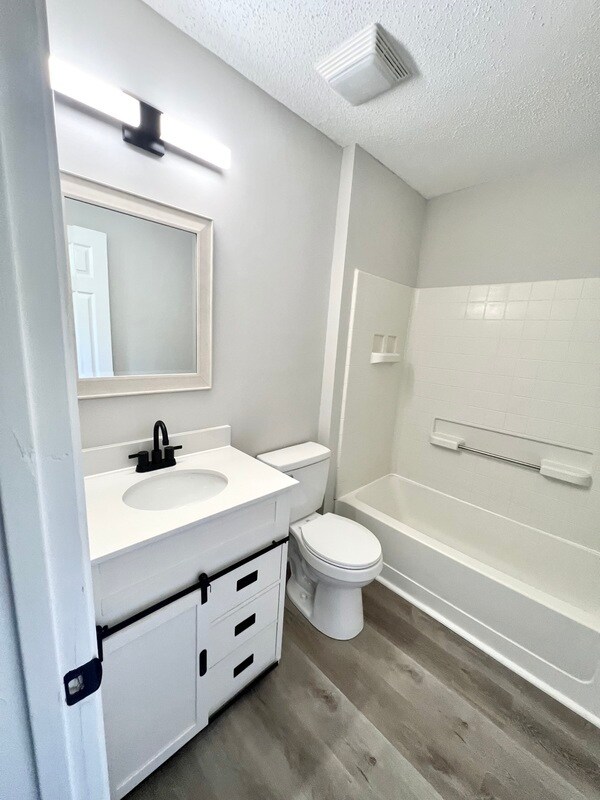 Building Photo - 3633 Huyton Ct